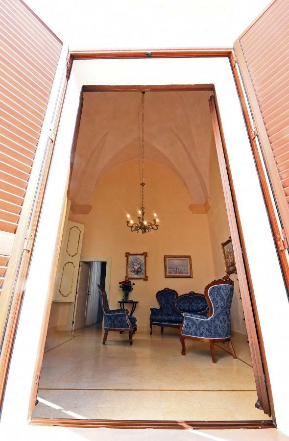 B&B Insula Gallipoli Exterior photo